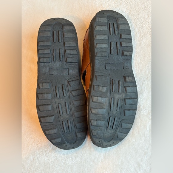 St. John's Bay Fisherman Sandals - Size 11 - Picture 8 of 12